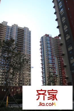 遠創(chuàng)樾府小區(qū)高層遠景（2015-10-16）