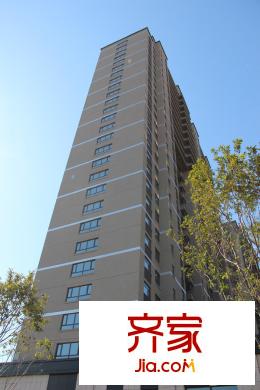 遠(yuǎn)創(chuàng)樾府小區(qū)高層外立面（2015-10-16）