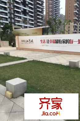 保利達(dá)江灣城園區(qū)綠化（2015-8-26）