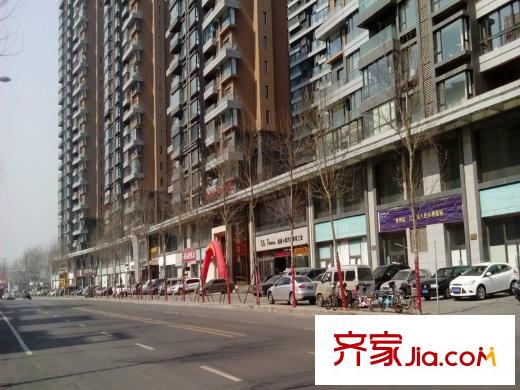 保利達江灣城園區(qū)外商鋪