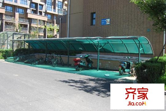 麗都新城二期愛麗香舍園區(qū)車棚（2015-08-04）