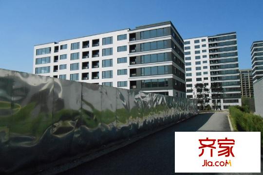 積水?裕沁聽月軒園區(qū)小路（2015-9-22）