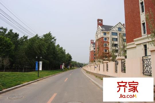 首開國風(fēng)潤城小區(qū)(2013-7-30)