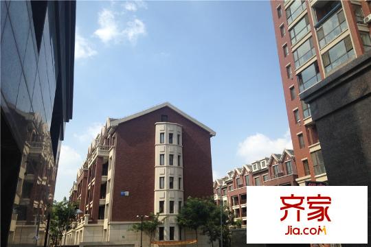 香檳藍郡小區(qū)（2015-9-22）