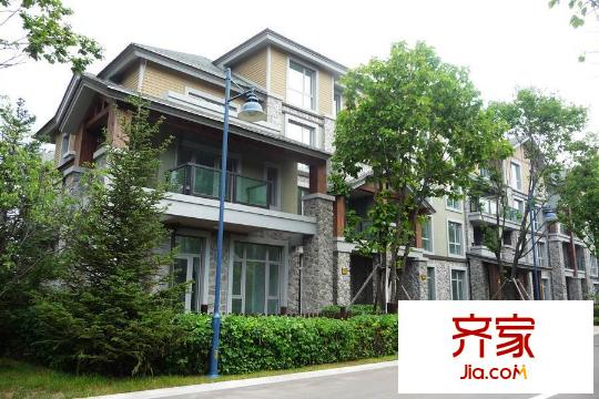 萬科?惠斯勒小鎮(zhèn)別墅近景（2015-9-6）