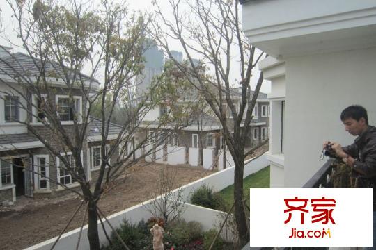 越秀?平方米湖郡