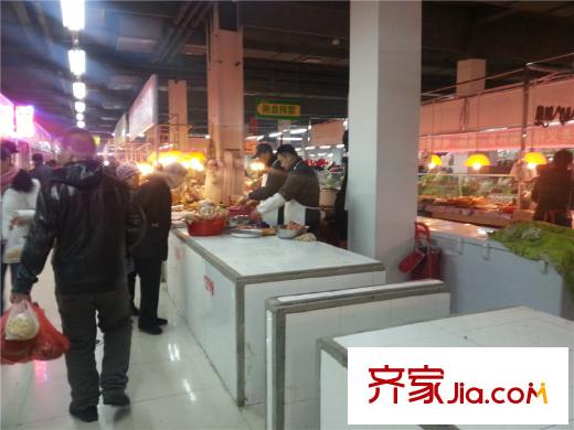 遠(yuǎn)大花園榮信農(nóng)貿(mào)市場(chǎng)實(shí)景（2014-02-19）