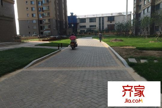 明發(fā)錦繡華城園區(qū)實景（2015-9-23）