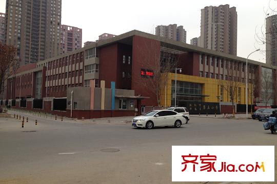 金地長青灣?丹陛周邊配套渾南五小