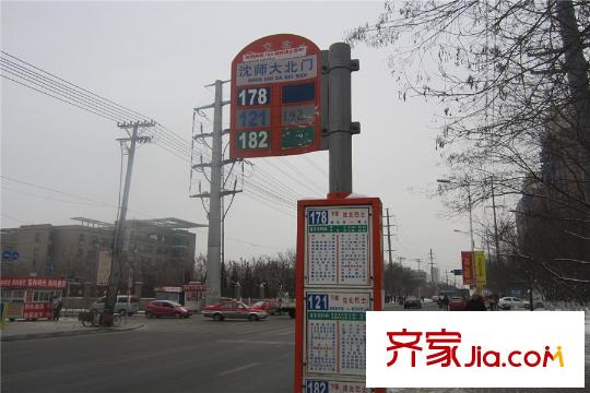 美麟閣周邊配套公交車