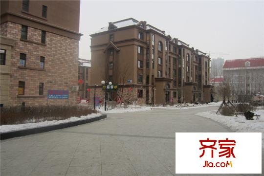 美麟閣園區(qū)內(nèi)部(2015-12-1)