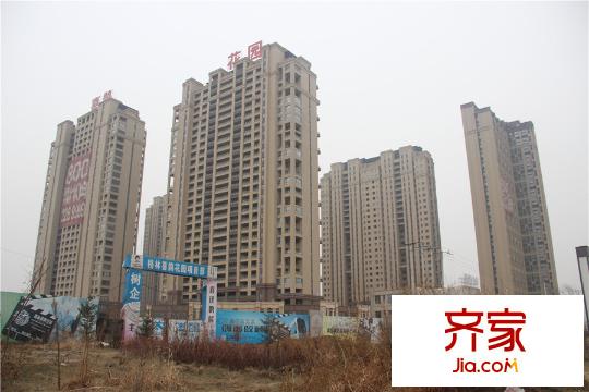 格林喜鵲花園遠(yuǎn)觀樓體（2015-12-29）