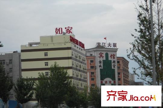 樂(lè)天圣苑周邊配套-賓館