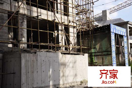 隆河谷二期施工現(xiàn)場(chǎng)（2015-9-18）