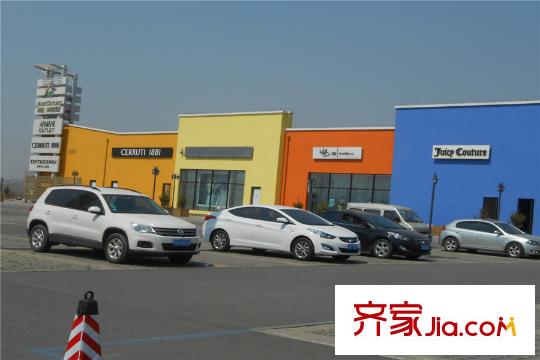 龍湖?源著周邊配套-服裝店