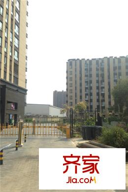 巴黎夢夏園區(qū)大門（2015-9-29）