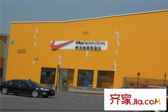 龍湖?源著周邊配套-服裝店