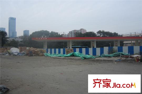 萬科柏翠園周邊配套-加油站