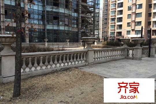 麗水金陽園區(qū)內廣場（2015-03-27）