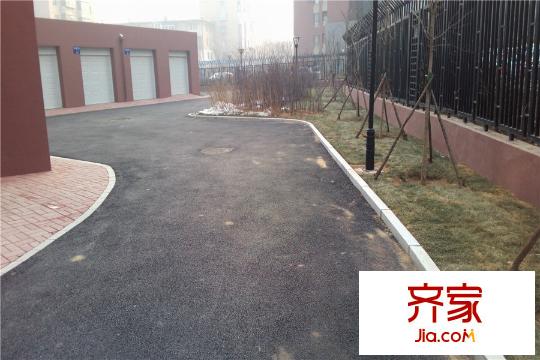 恒潤?怡沁園園區(qū)內(nèi)道路（2015-12-22）