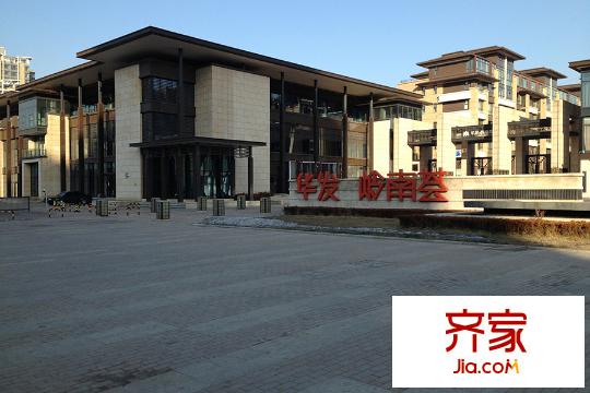華發(fā)嶺南薈正門（2015-12-18）