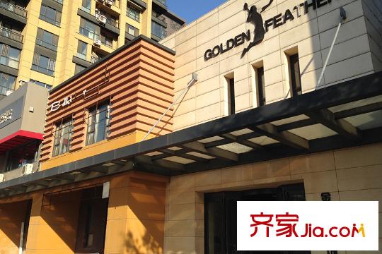 萬科金域藍(lán)灣周邊配套運動場
