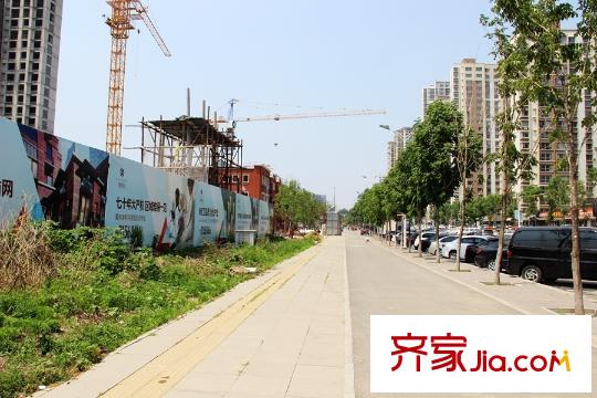 024朗明居街邊小路