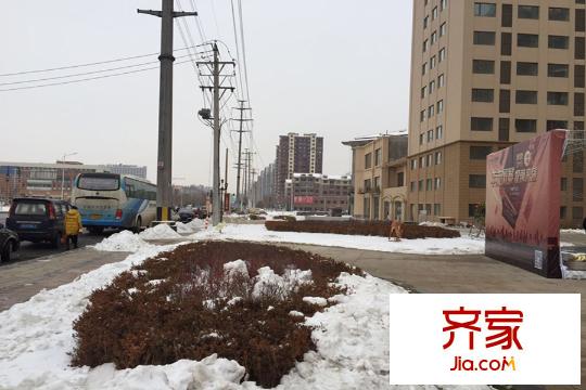 中南世紀(jì)城園區(qū)外（2015-12-10）