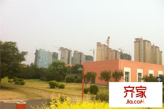 中南世紀(jì)城最新實(shí)景（2015-9-15）
