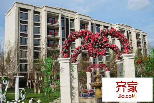 碧桂園公園里示范區(qū)洋房實(shí)景（2015-9-7）