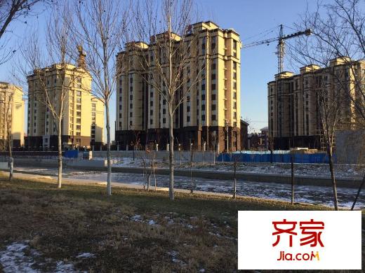 美弗霞灣小高層遠(yuǎn)景（2015-12-04）