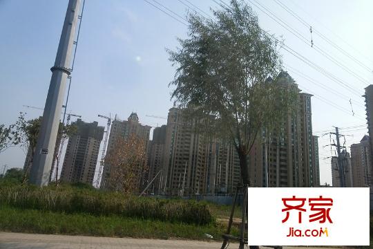 恒大雅苑項(xiàng)目實(shí)拍（2015-07-22）