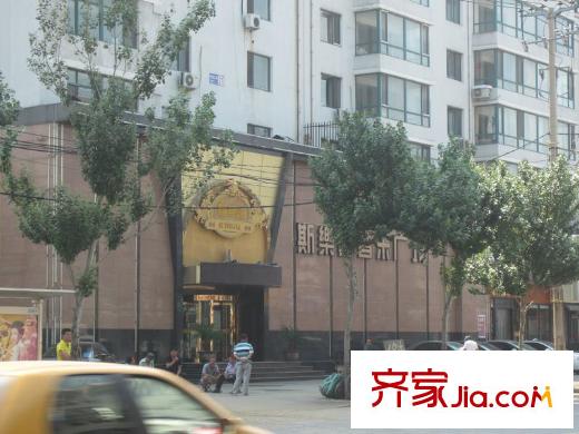金地悅峰周邊配套-音樂廣場