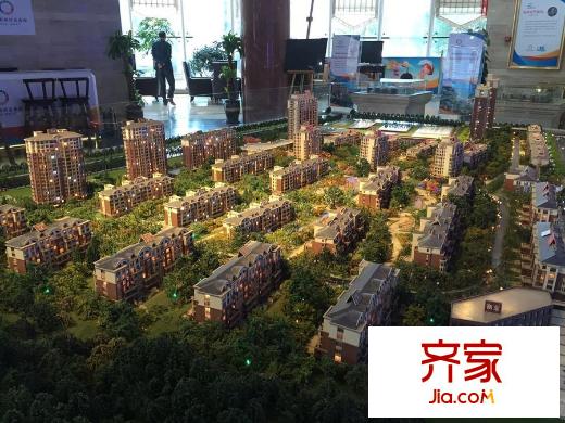 北國(guó)奧林匹克花園沙盤實(shí)拍（2015-8-24）