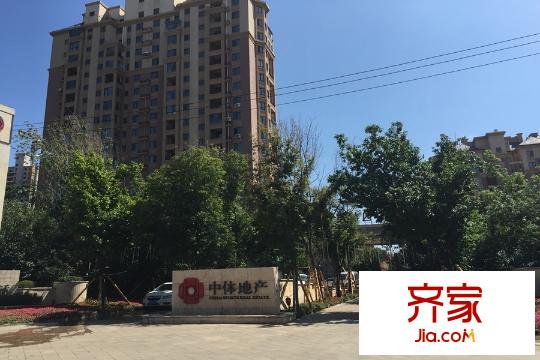 北國(guó)奧林匹克花園樓體實(shí)景（2015-8-24）