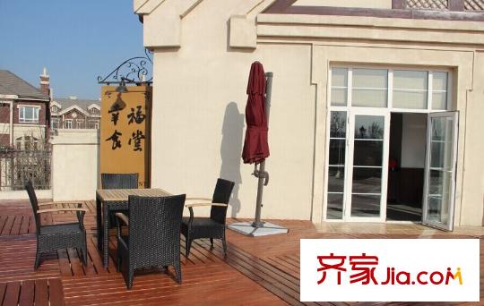 沈陽(yáng)孔雀城英國(guó)宮幸福食堂