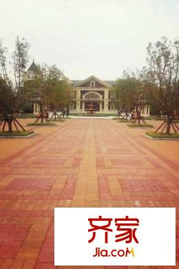 沈陽孔雀城英國宮銷售中心遠(yuǎn)景（2015-9-30）