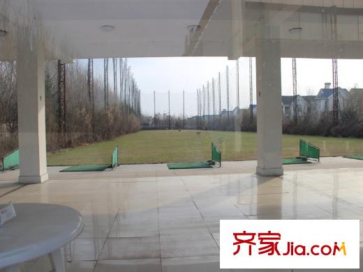 聽(tīng)雨觀瀾高爾夫連球場(chǎng)