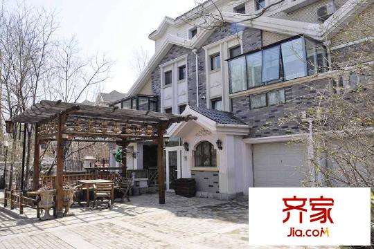 聽雨觀瀾寬景別墅現(xiàn)房實(shí)景（2015-04-20）