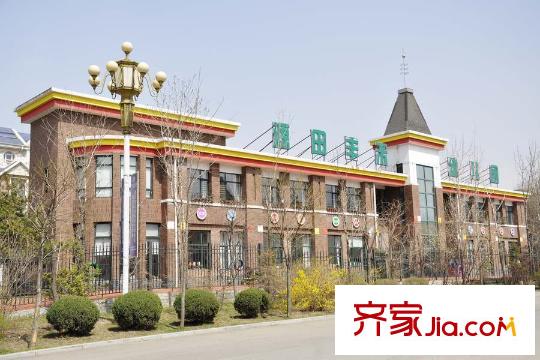 聽雨觀瀾寬景別墅幼兒園