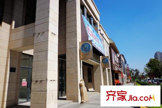 萬科明天廣場風(fēng)情街區(qū)
