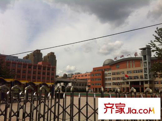 中央學(xué)府學(xué)區(qū)房：岐山一校