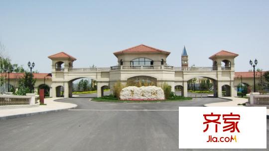 翠金湖美墅島小區(qū)入口（2012-05）