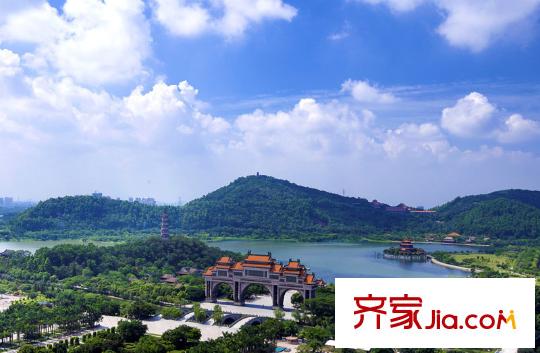 美的廣場(chǎng)順?lè)迳?>
											<span id=