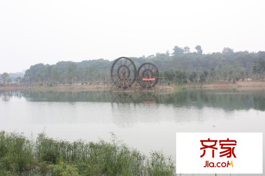 尚觀御園孝德湖（攝于2013年9月12日）