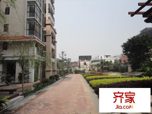 錦明華府小區(qū)建筑 2013-4-15