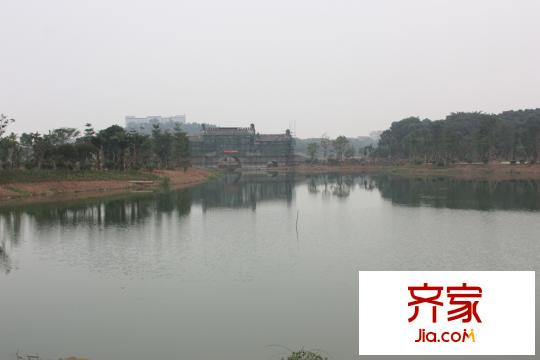 尚觀御園孝德湖（攝于2013年9月12日）