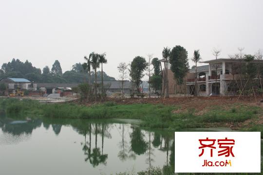 尚觀御園孝德湖（攝于2013年9月12日）