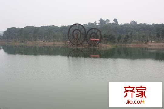 尚觀御園孝德湖（攝于2013年9月12日）