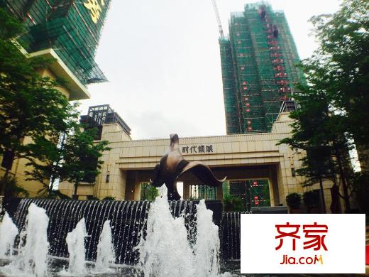時(shí)代傾城（順德）小區(qū)出入口（2015-6-11）